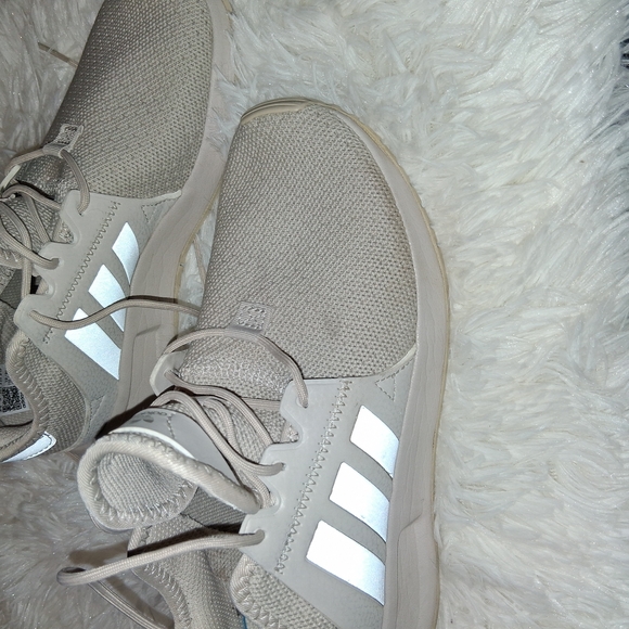 Adidas Beige Sneakers with Reflective Stripes - Picture 2 of 6